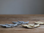 Leaf Lid Stand
