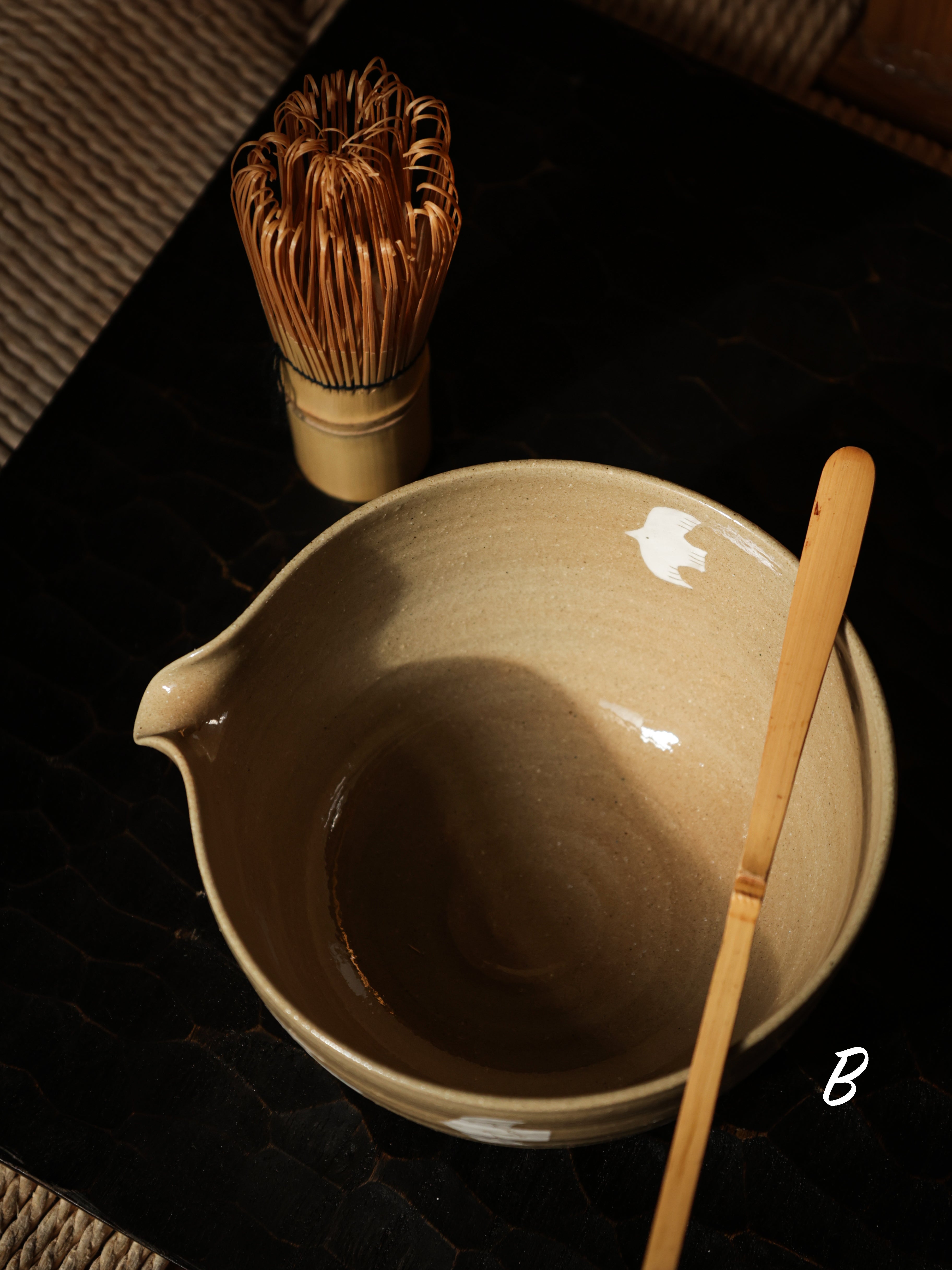 Hand-painted Birds Tea Bowl ( Matcha Chawan)- Light