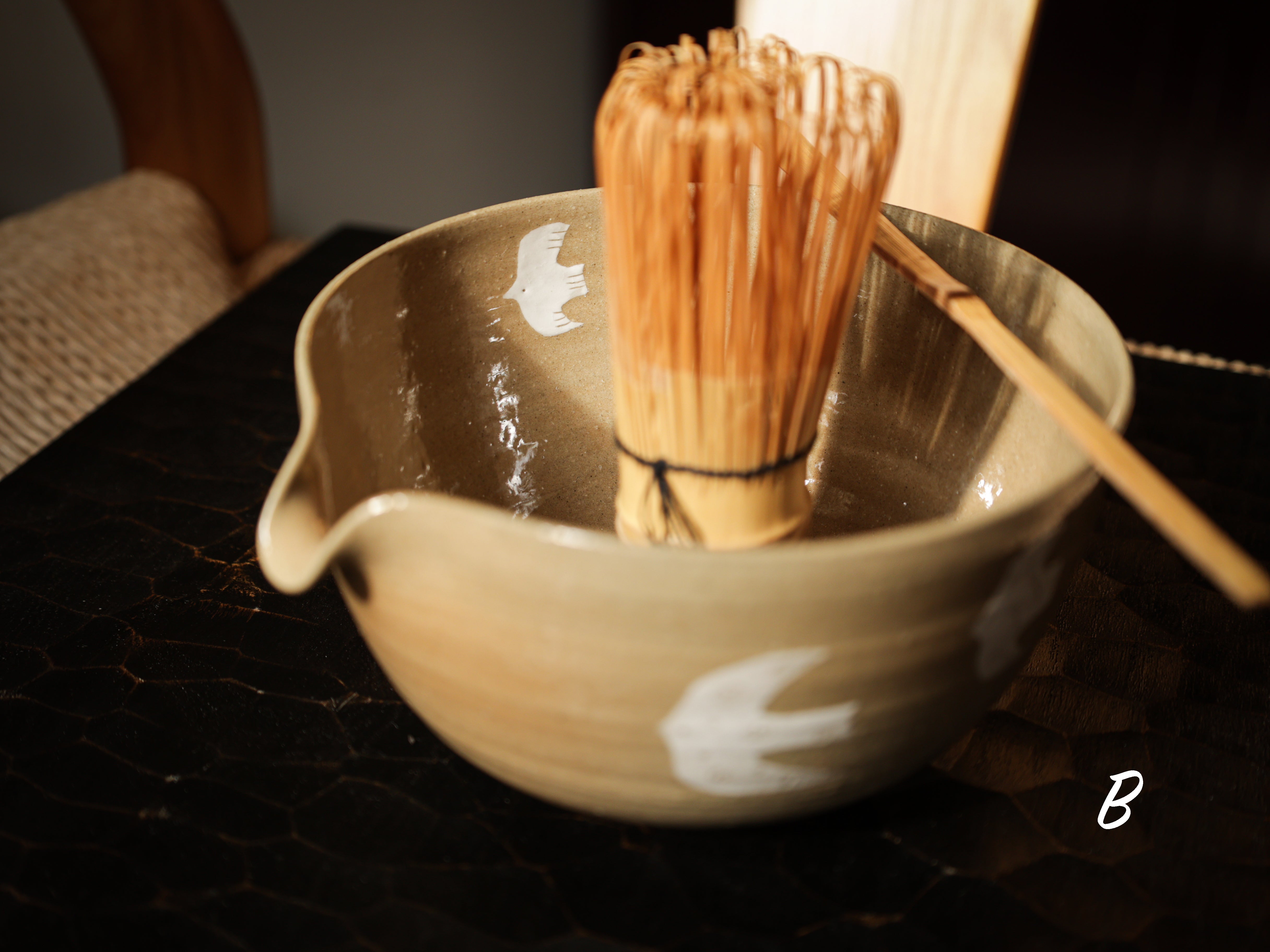 Hand-painted Birds Tea Bowl ( Matcha Chawan)- Light