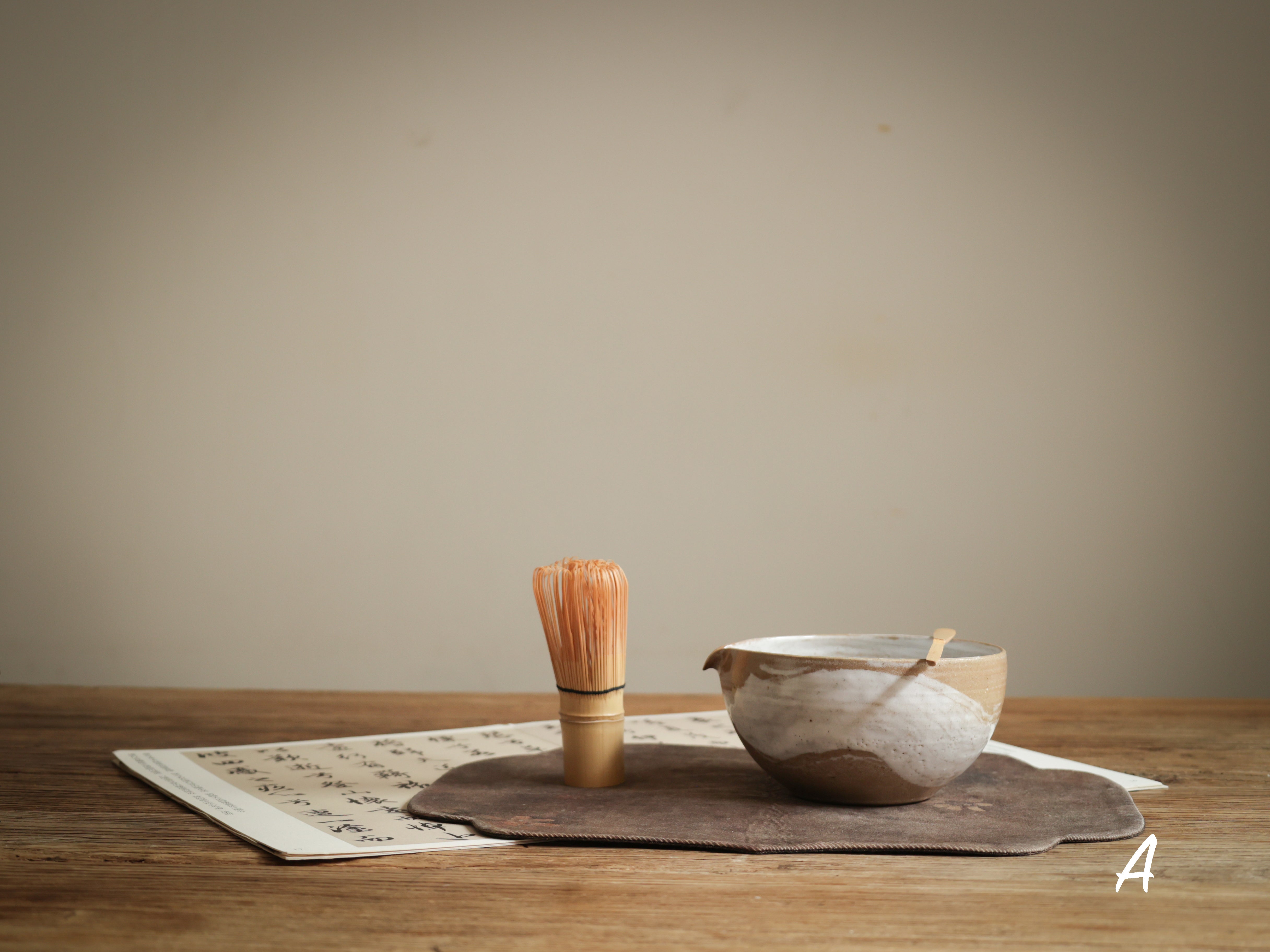 White Swirls Tea Bowl (Matcha Chawan)