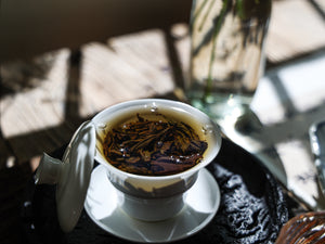 Classic Thin Porcelain Gaiwan (with a saucer)