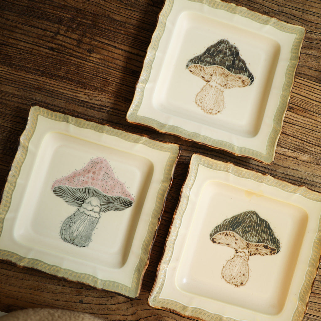 [Bian] Handpainted Mushroom Tray