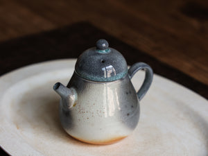 Gradation Woodfired Teapot