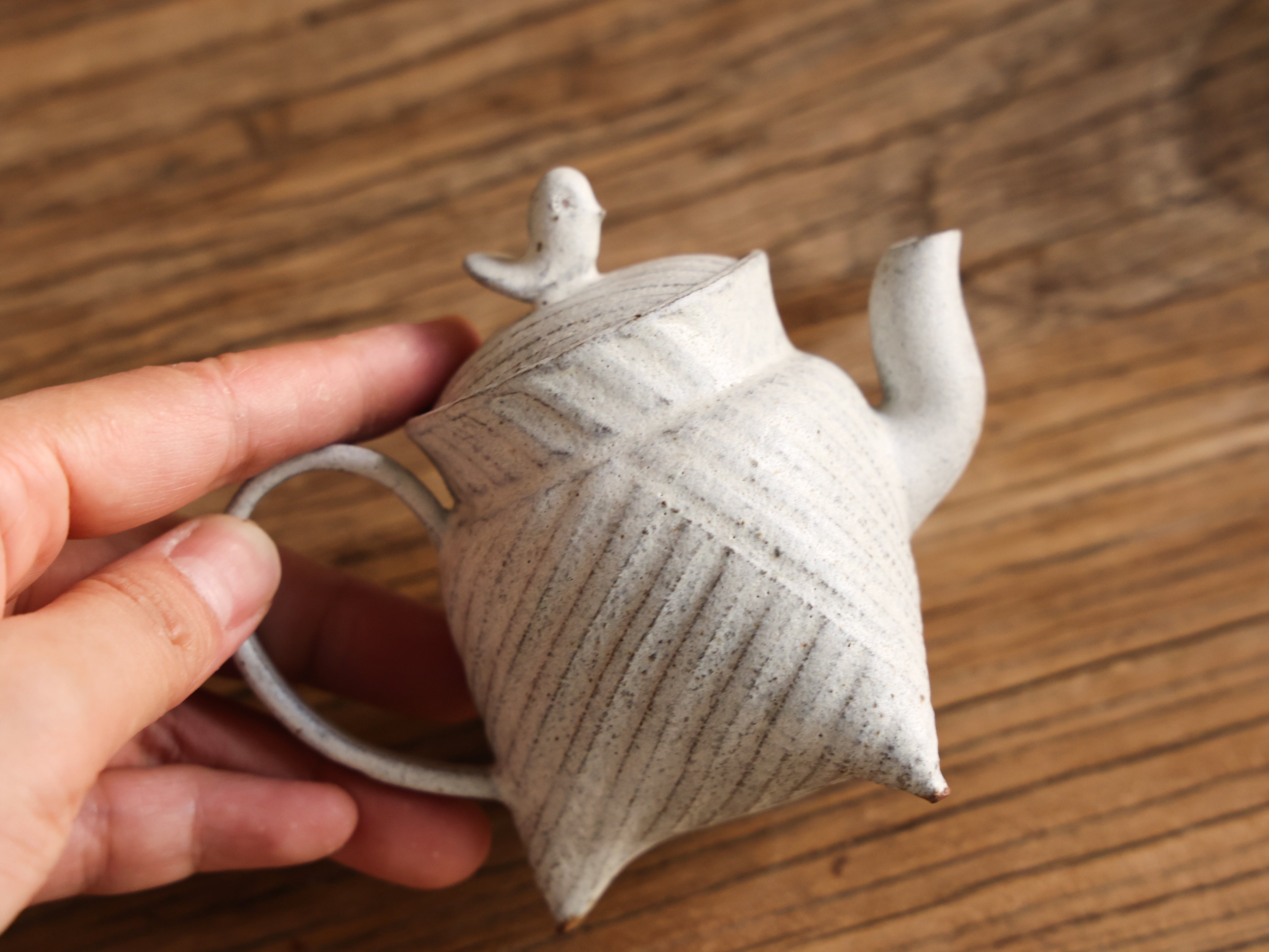 Bird & Three-legged Teapot