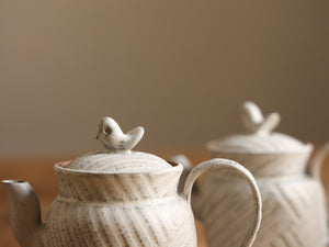 Bird & Three-legged Teapot