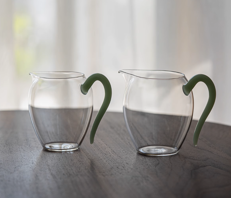 Jade-like Handle Glass Faircup