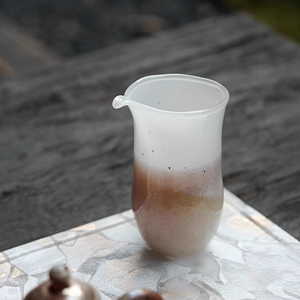 [Qin] Handblown Glacier Glass Faircup