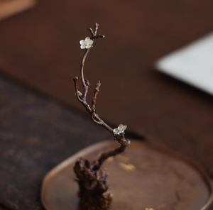 Silver Plum Blossom Scent Holder