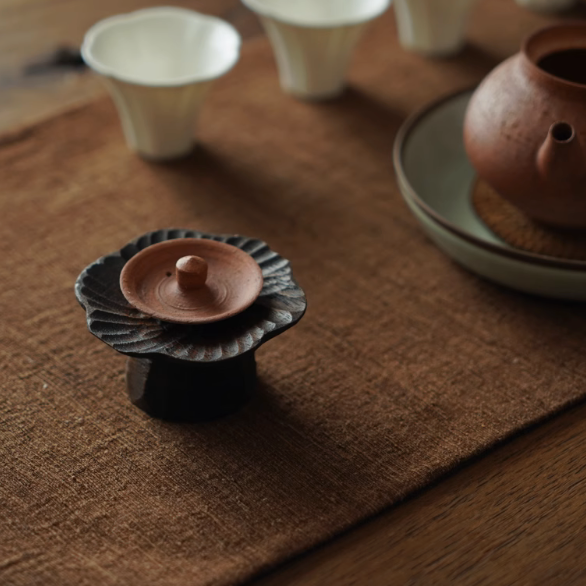 Hand-carved Flower Lid Holder