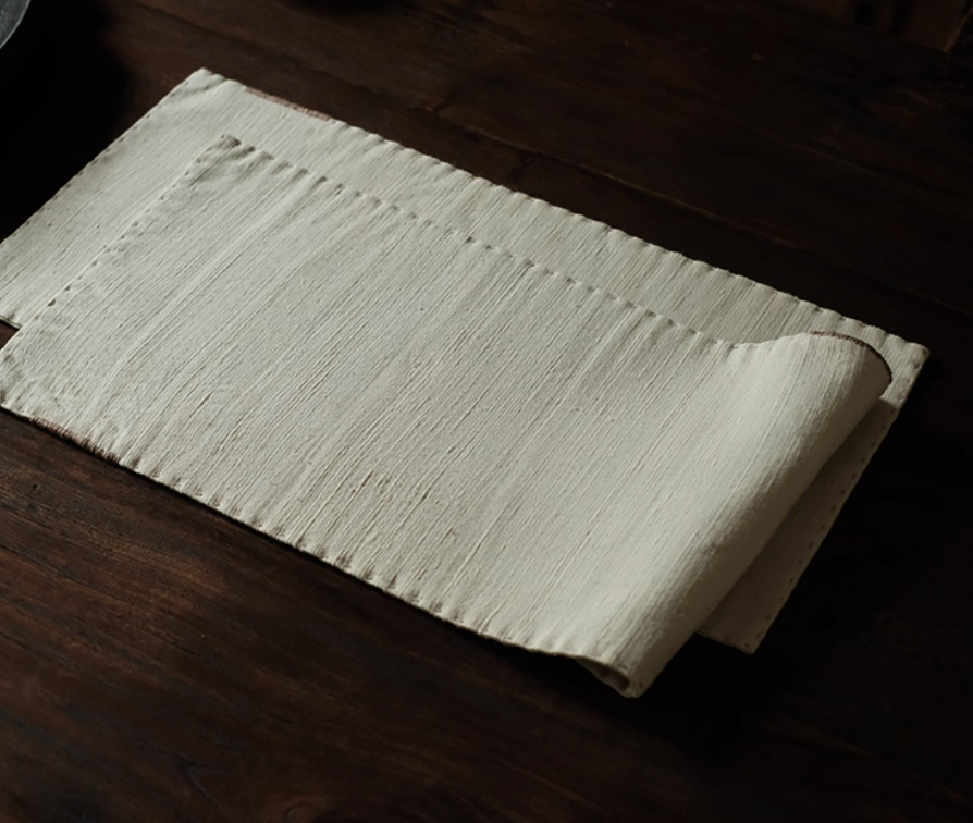 Hand-embroidered Tea Mate - Rectangle