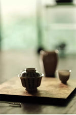 Handwritten Script Kintsugi Gaiwan