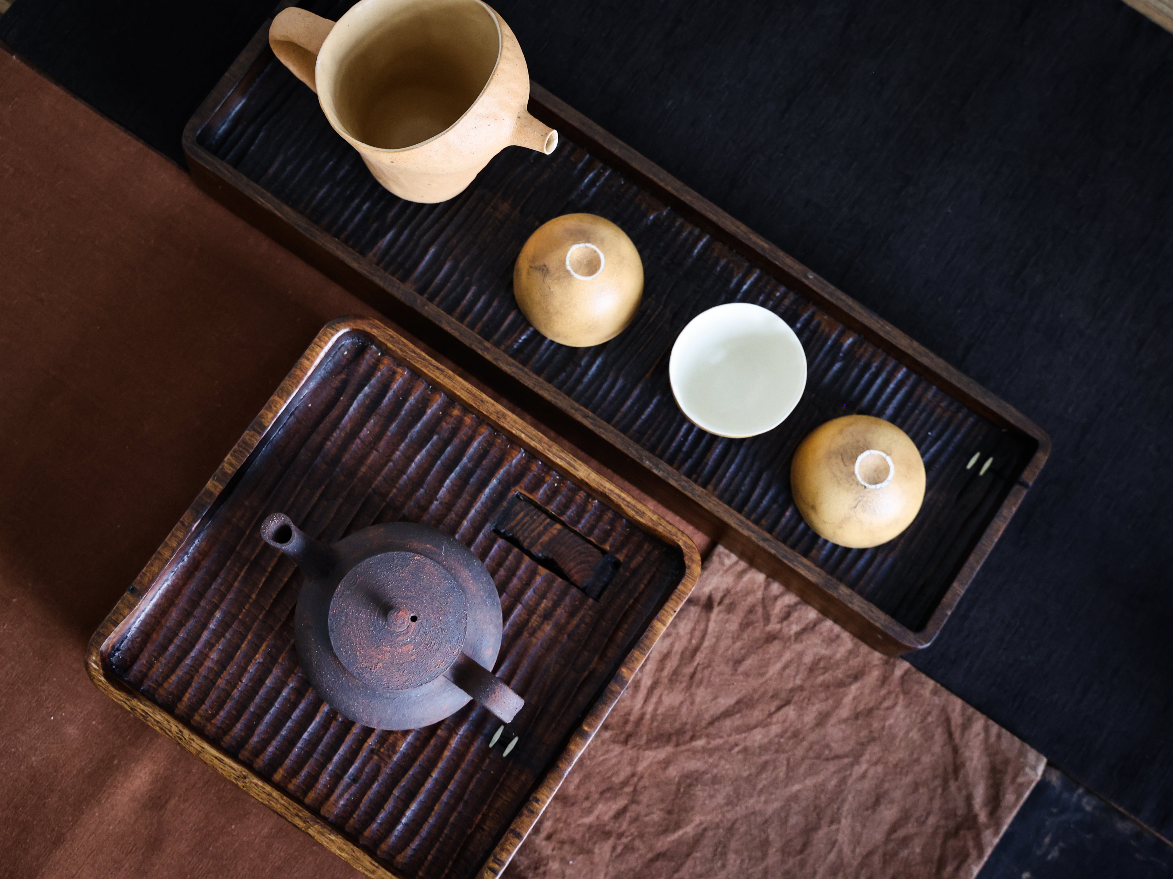 Hand-carved Stripes Wooden Tray