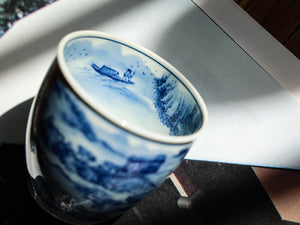 Handpainted Qinghua Carriage Teacup